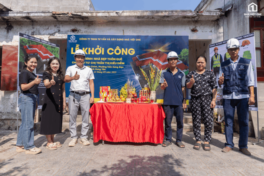 Ảnh toàn cảnh buổi lễ khởi công công trình Nhà đẹp thôn quê tại Nghĩa Chính, Hưng Yên – Nhà Việt One